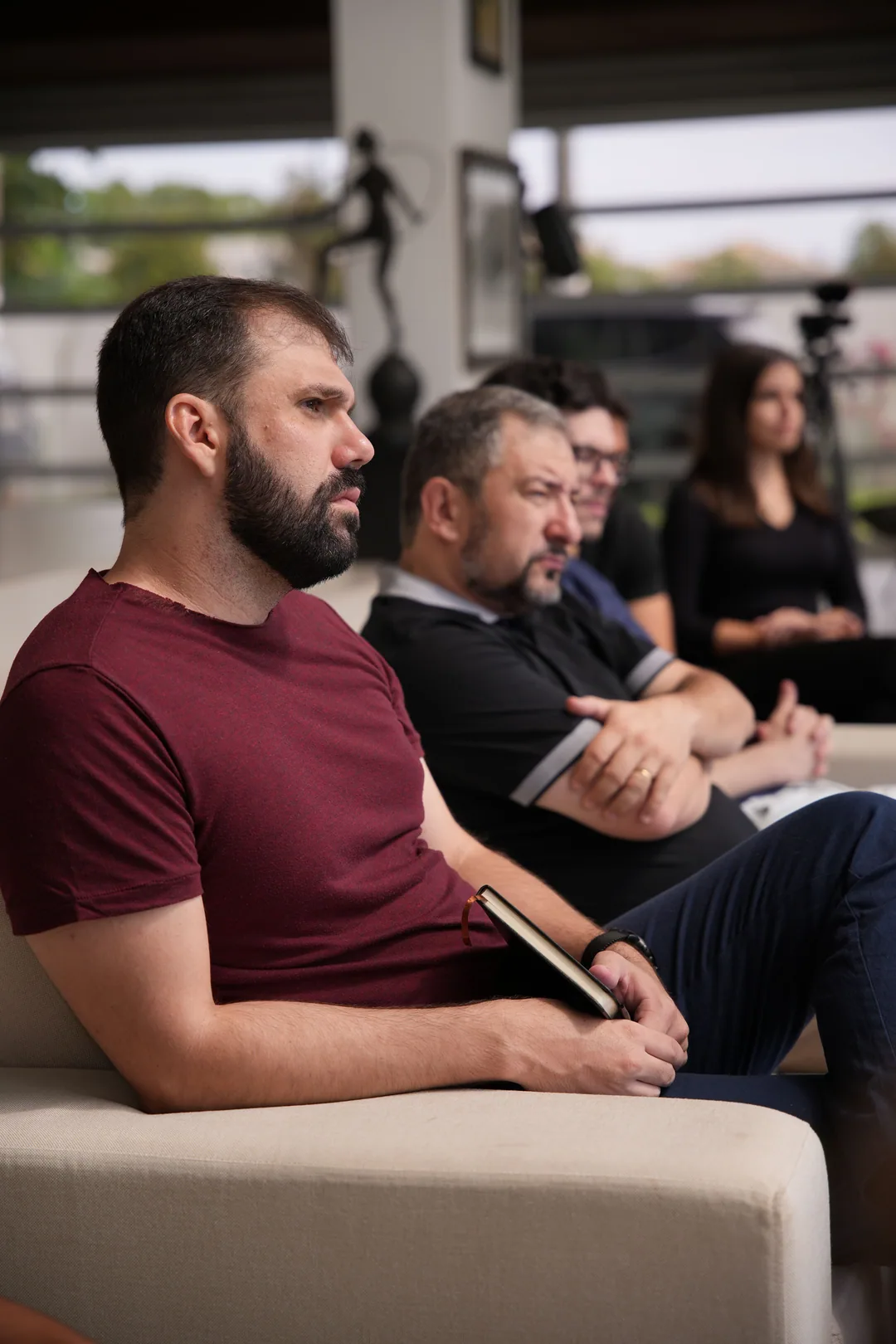 Participantes acompanhando uma conversa na Comunidade.